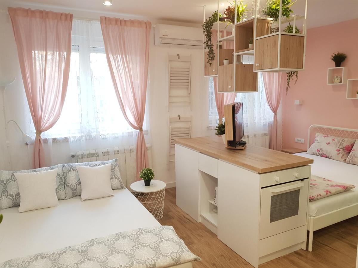 Verybell Belgrado Esterno foto