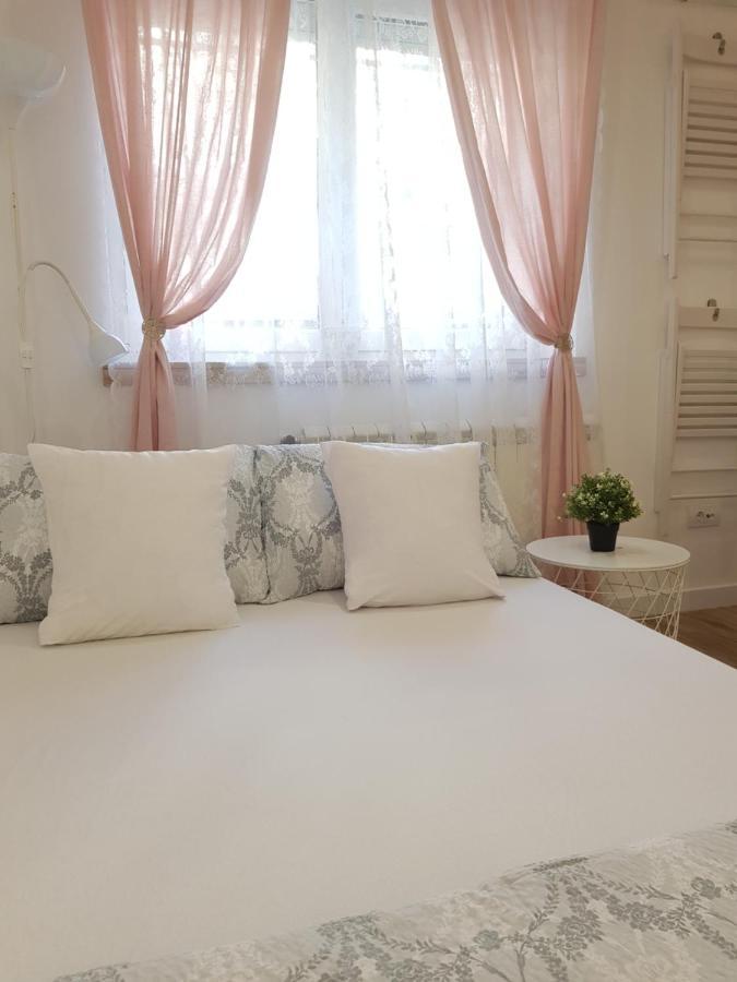 Verybell Belgrado Esterno foto